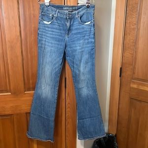 Low rise flare jeans